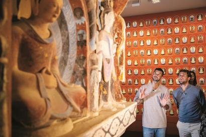 能稳住更衣 能稳住更衣