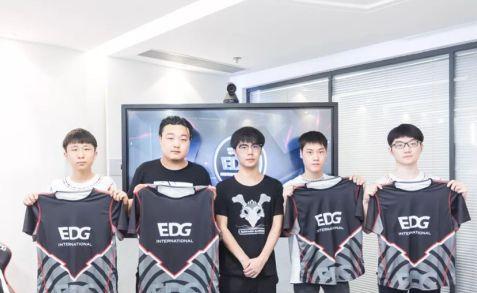 的聚光灯